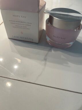 Mary Kay Pink Moisturizing Cream Jar